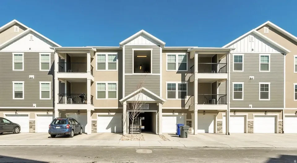 1834 W Newcastle Ln Unit 302, Saratoga Springs, UT 84045